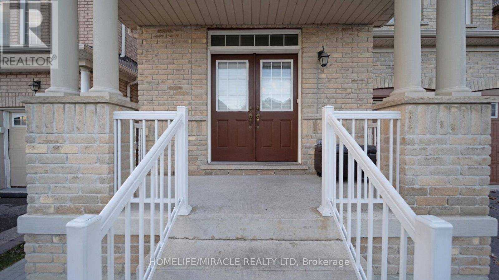 Brampton (bram East), ON L6P3G6,4 FOSSIL STREET