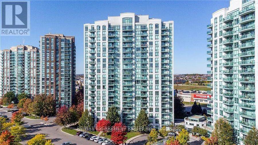 Mississauga (central Erin Mills), ON L5M7S1,4850 GLEN ERIN DR #PH3