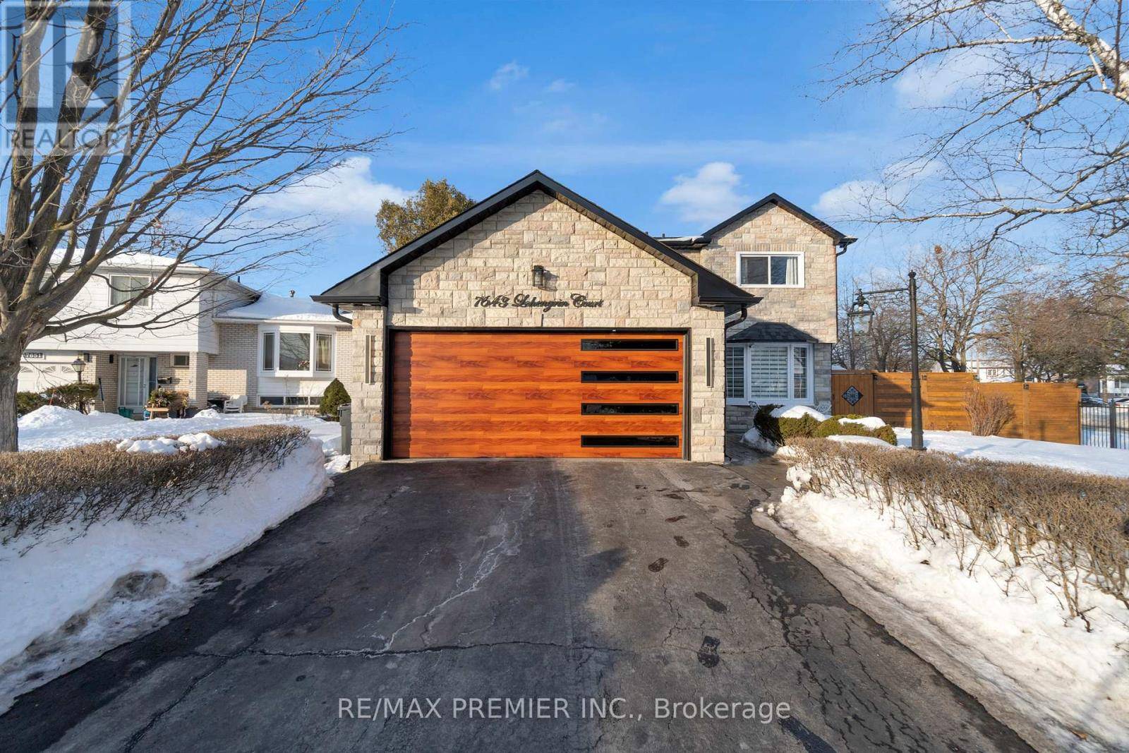 Mississauga (malton), ON L4T3J1,7643 LOHENGRIN COURT W