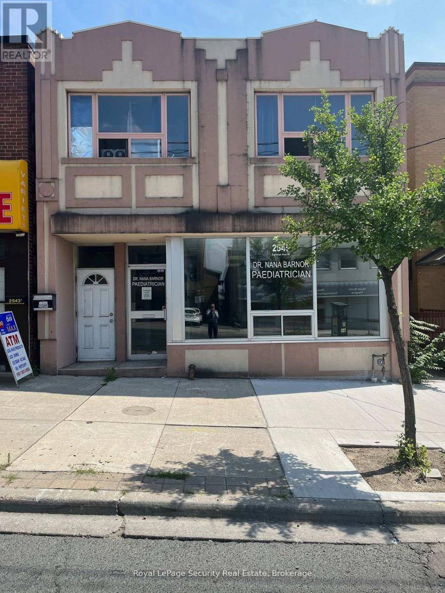 Toronto (keelesdale-eglinton West), ON M6M1T2,2545 EGLINTON AVENUE W