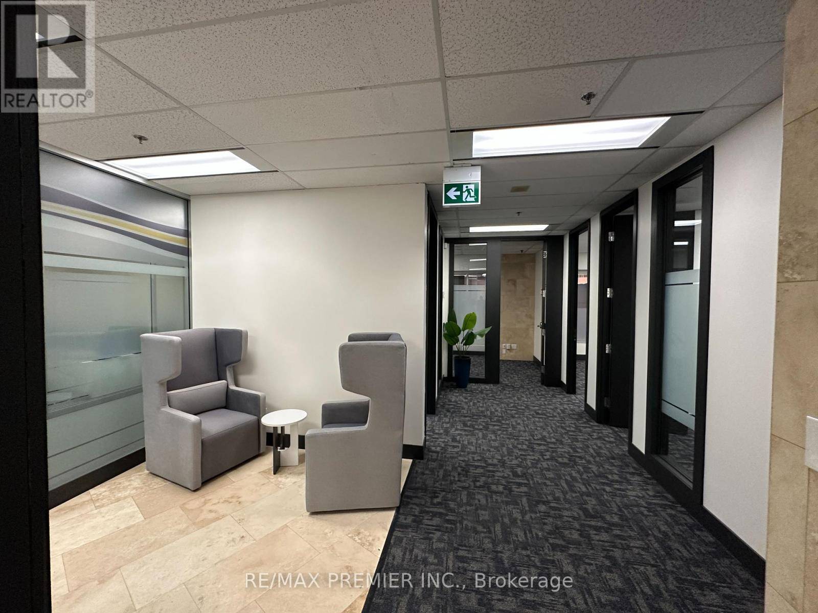 Mississauga (city Centre), ON L5B3J1,350 Burnhamthorpe RD West #200-31
