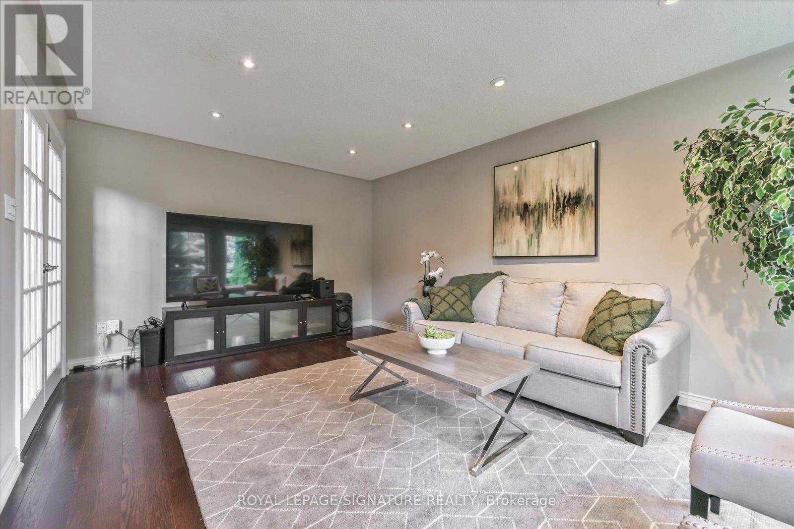 Mississauga (erin Mills), ON L5L3V6,3588 THORPEDALE COURT