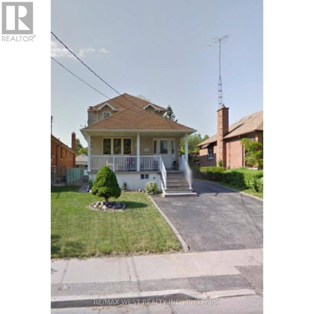 Toronto (yorkdale-glen Park), ON M6B2B5,1212 GLENCAIRN AVENUE