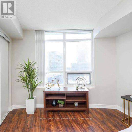 Mississauga (city Centre), ON L5B0E1,330 Burnhamthorpe RD West #401