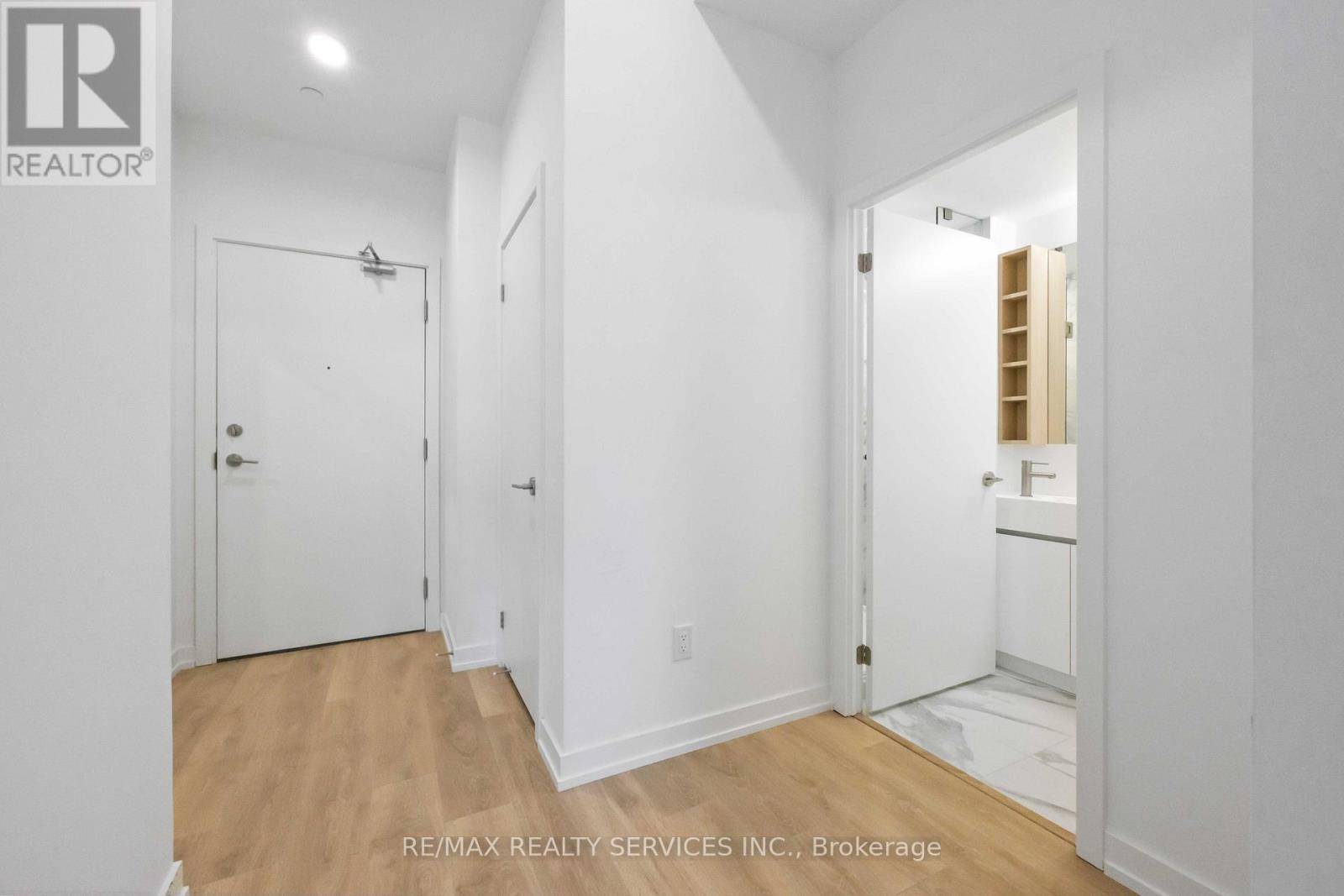 Toronto (york University Heights), ON M3K0E4,1100 Sheppard AVE #115
