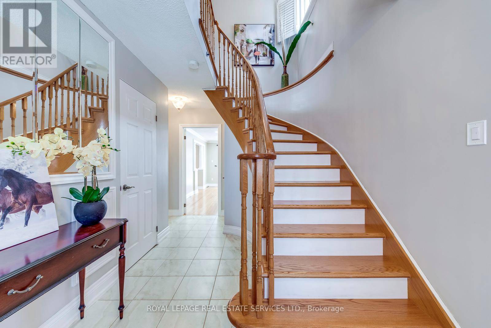 Mississauga (hurontario), ON L5R3H8,5254 ASTWELL AVENUE
