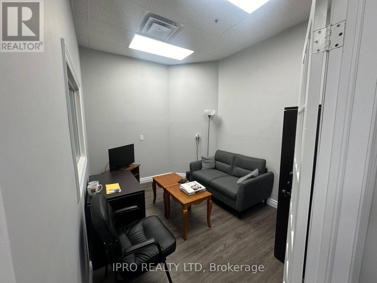 Mississauga (northeast), ON L5T2K5,1310 Mid-Way BLVD #26