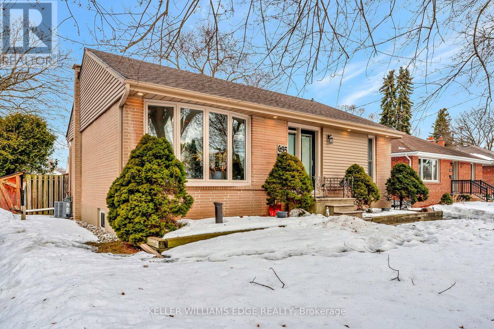 Burlington (lasalle), ON L7T3S9,635 INVERNESS AVENUE