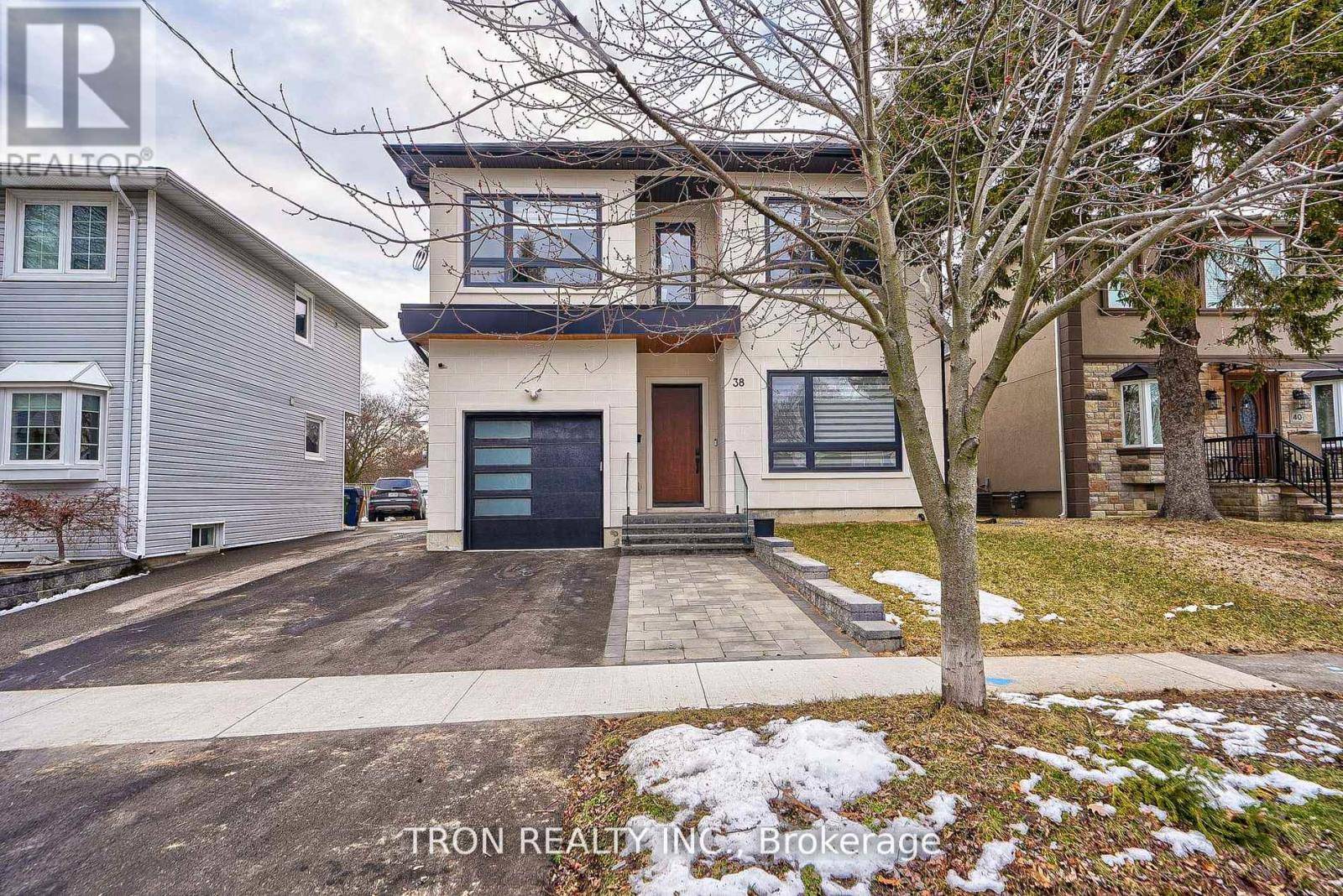 Toronto (stonegate-queensway), ON M8Z3N8,38 UNO DRIVE