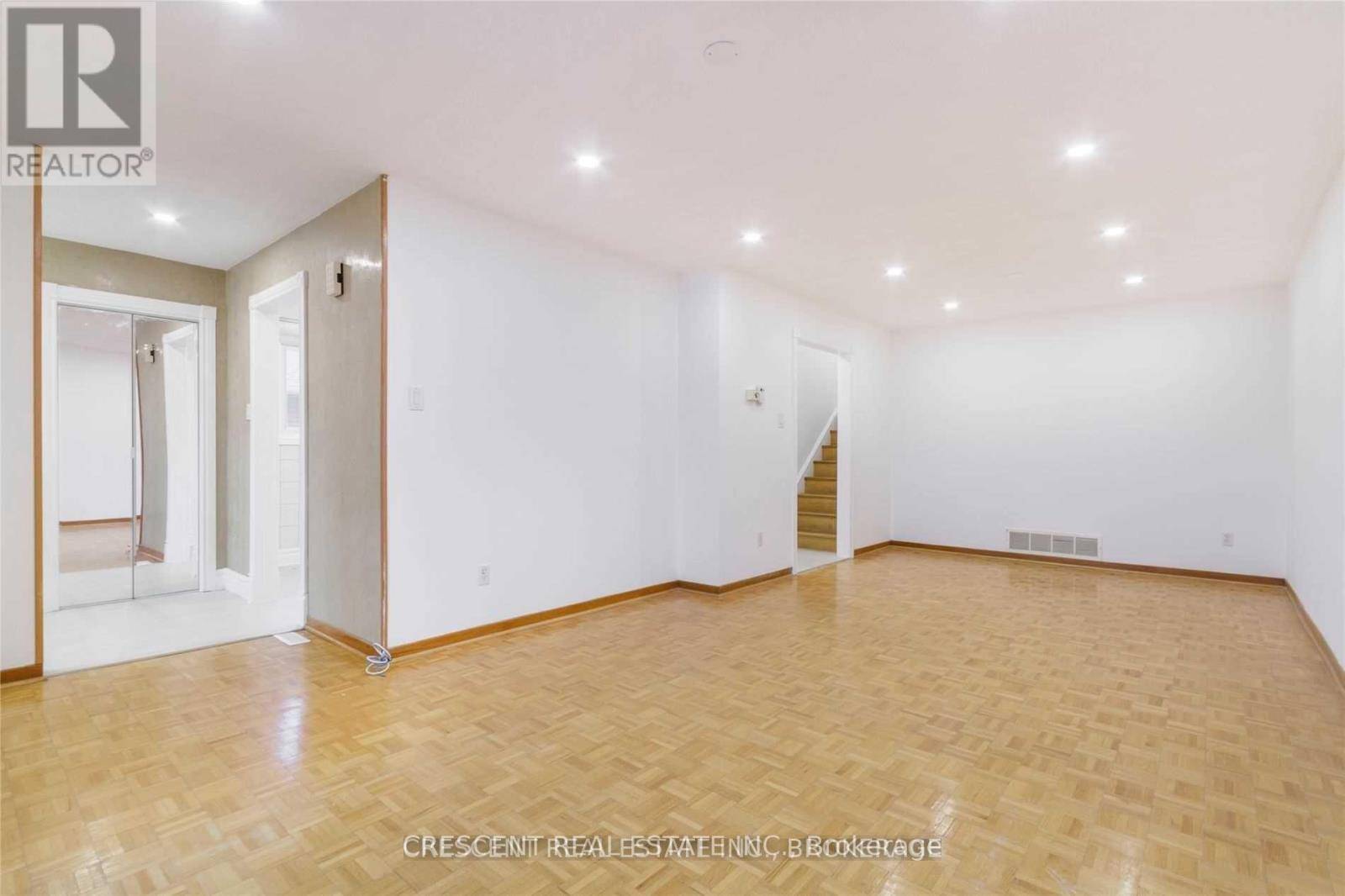 Mississauga (rathwood), ON L4Z1C9,4036 Dunmow CRES #Upper