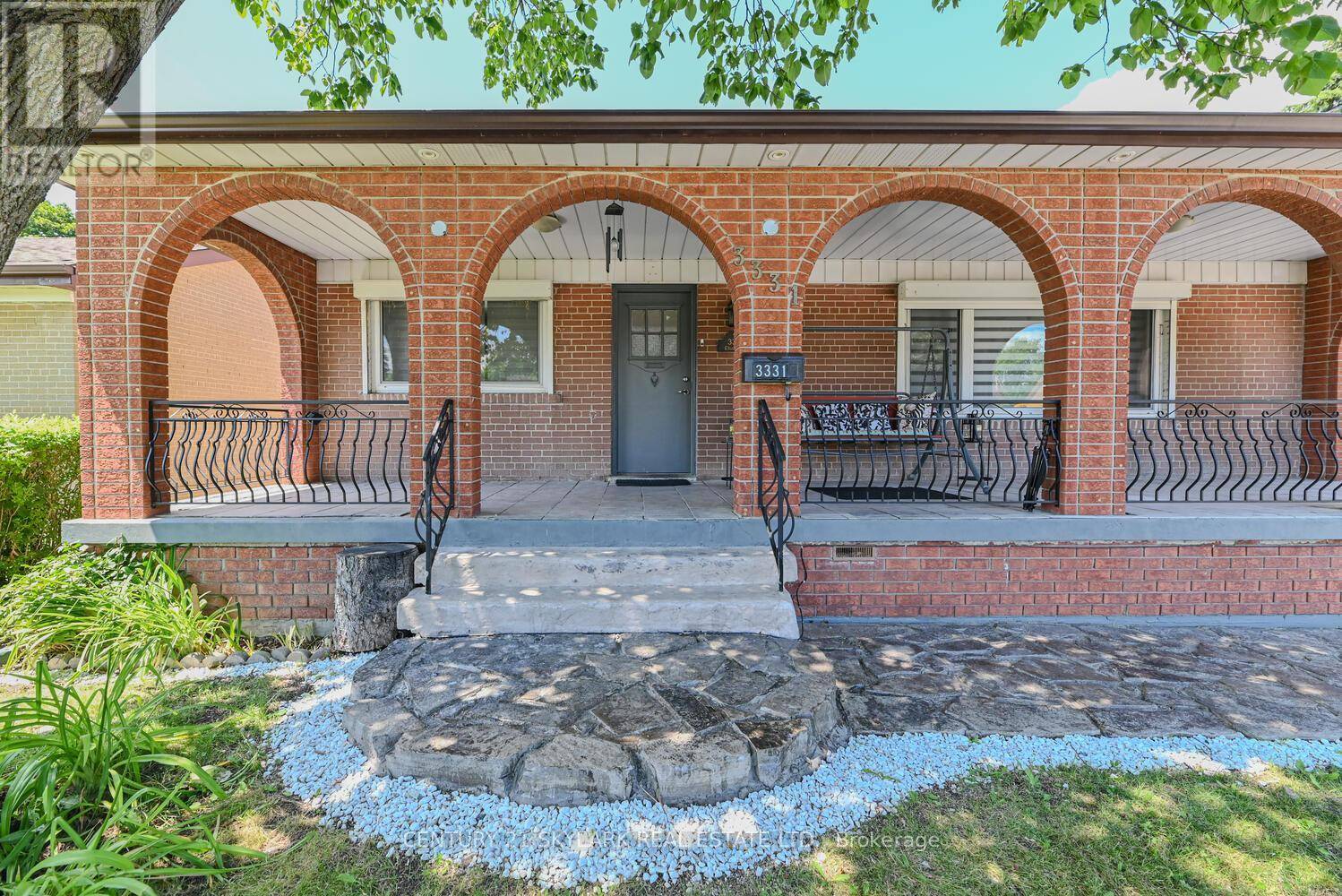 Mississauga (malton), ON L4T1T4,3331 ETUDE DRIVE