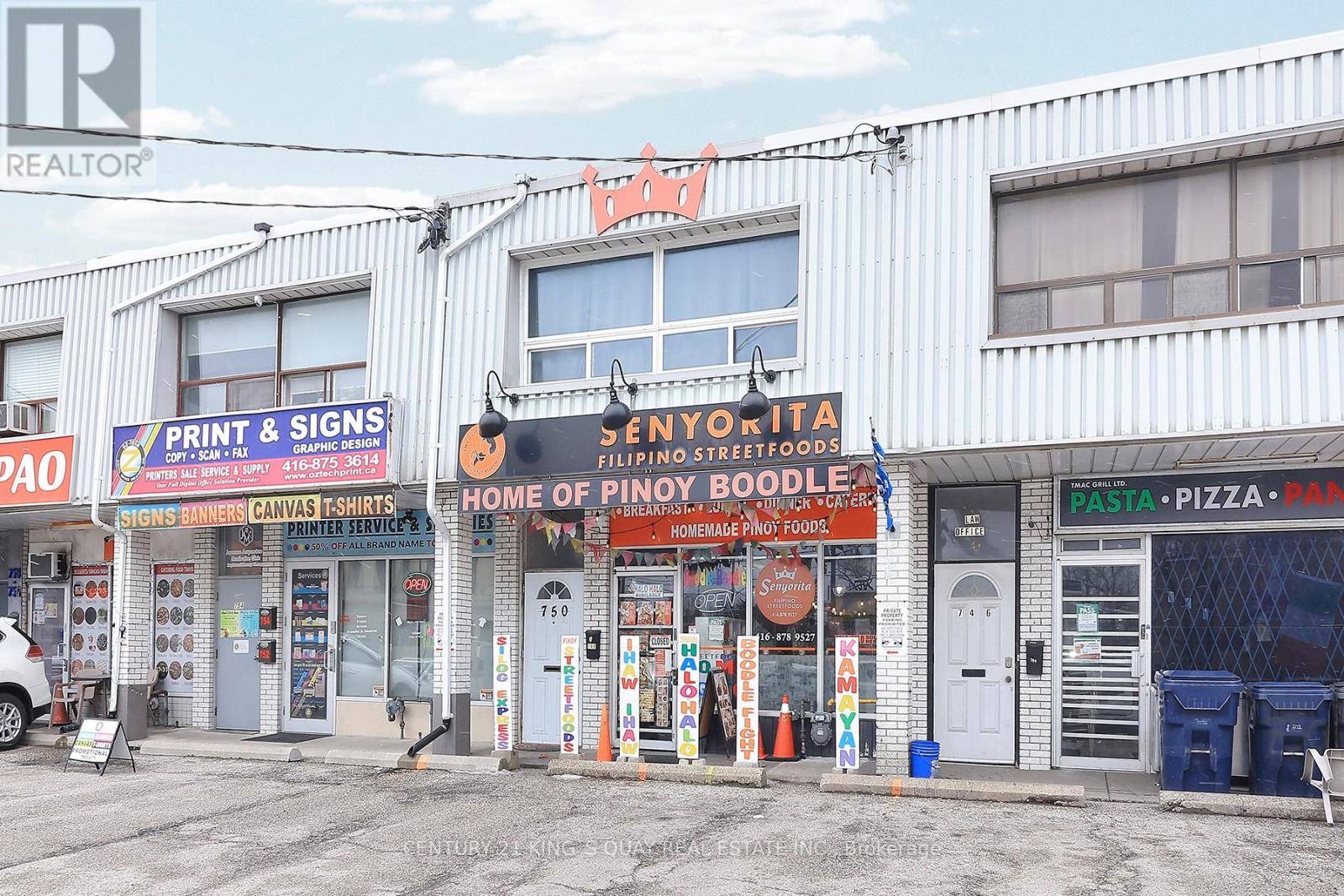 Toronto (downsview-roding-cfb), ON M3K1E2,748 WILSON AVENUE