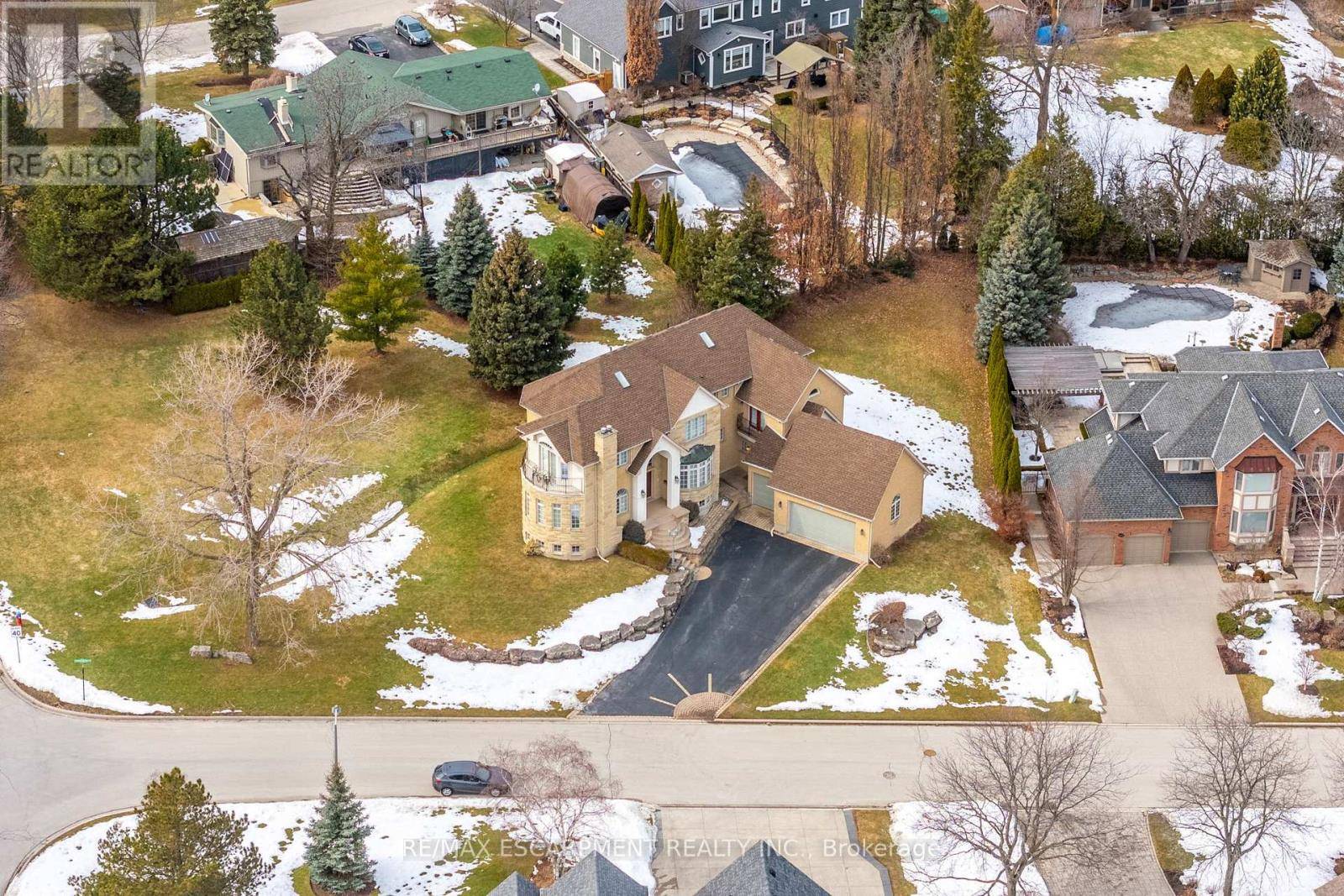 Burlington (tyandaga), ON L7P4V3,1401 TAMWORTH COURT