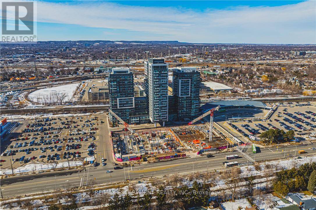 Burlington (freeman), ON L7R0E6,2093 Fairview ST #2001