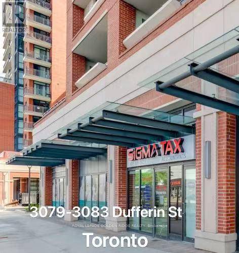 Toronto (yorkdale-glen Park), ON M6A0C3,3083 Dufferin ST ##6