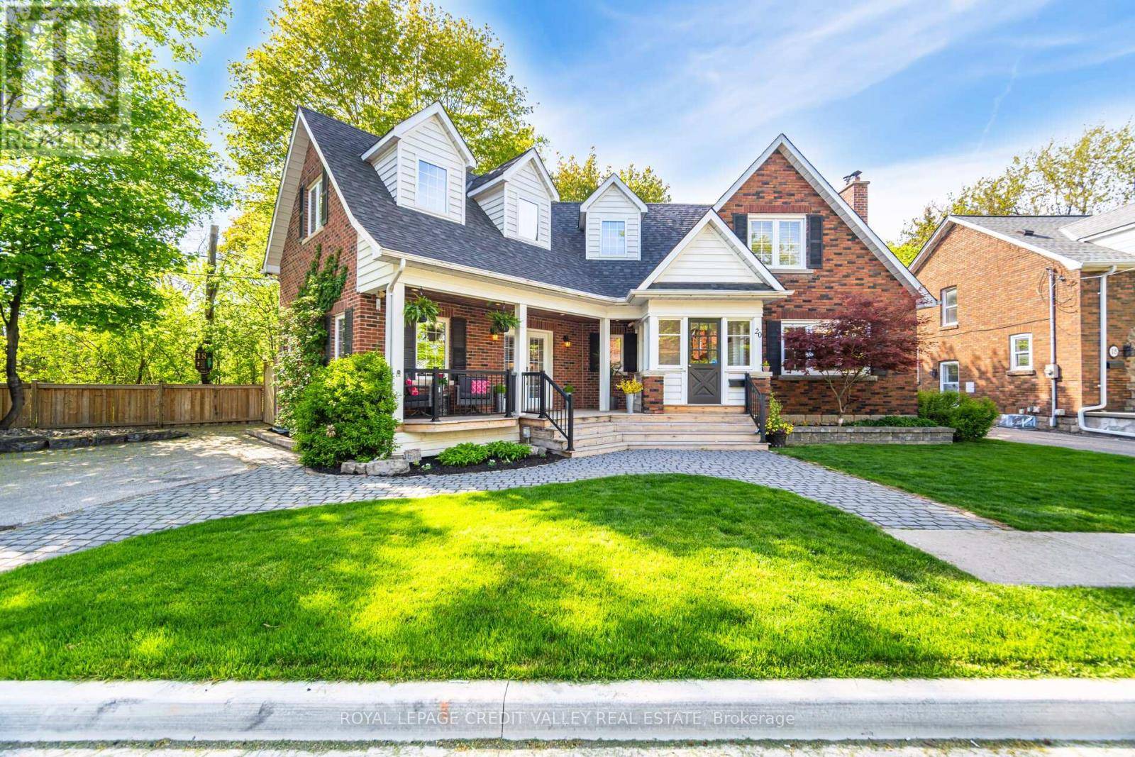 Brampton (downtown Brampton), ON L6Y1K1,20 FLEMING AVENUE