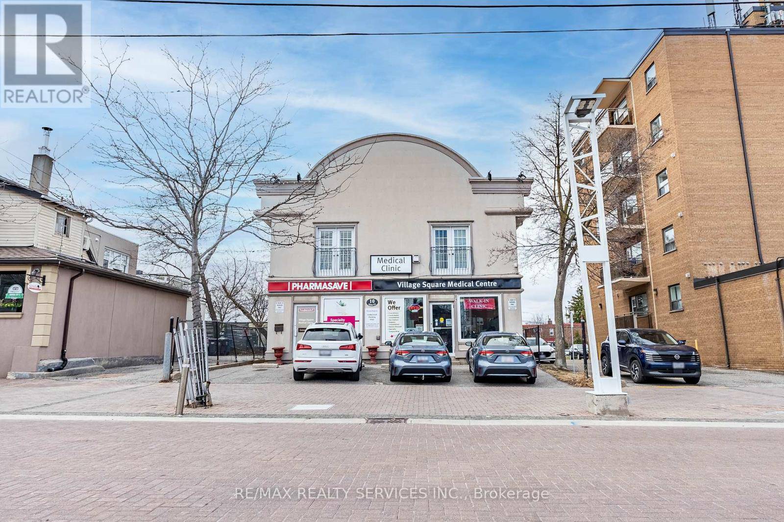 Mississauga (streetsville), ON L5M1X3,10 MAIN STREET