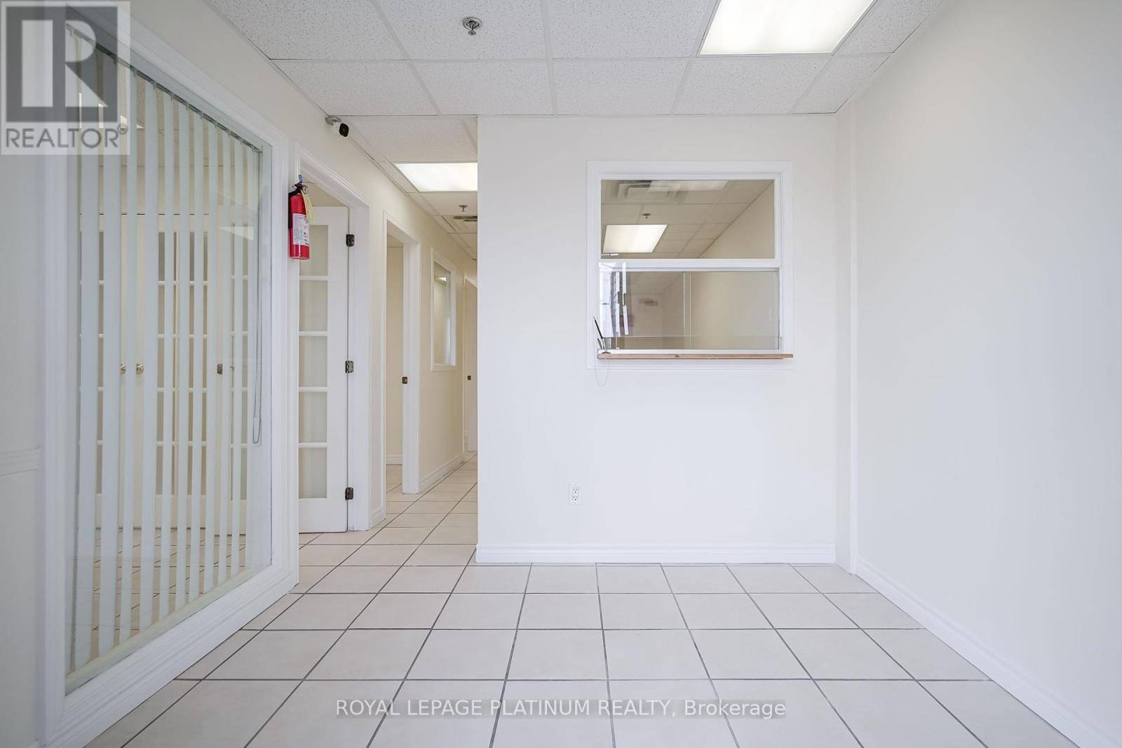 Mississauga (northeast), ON L5T1H8,6033 Shawson DR #36
