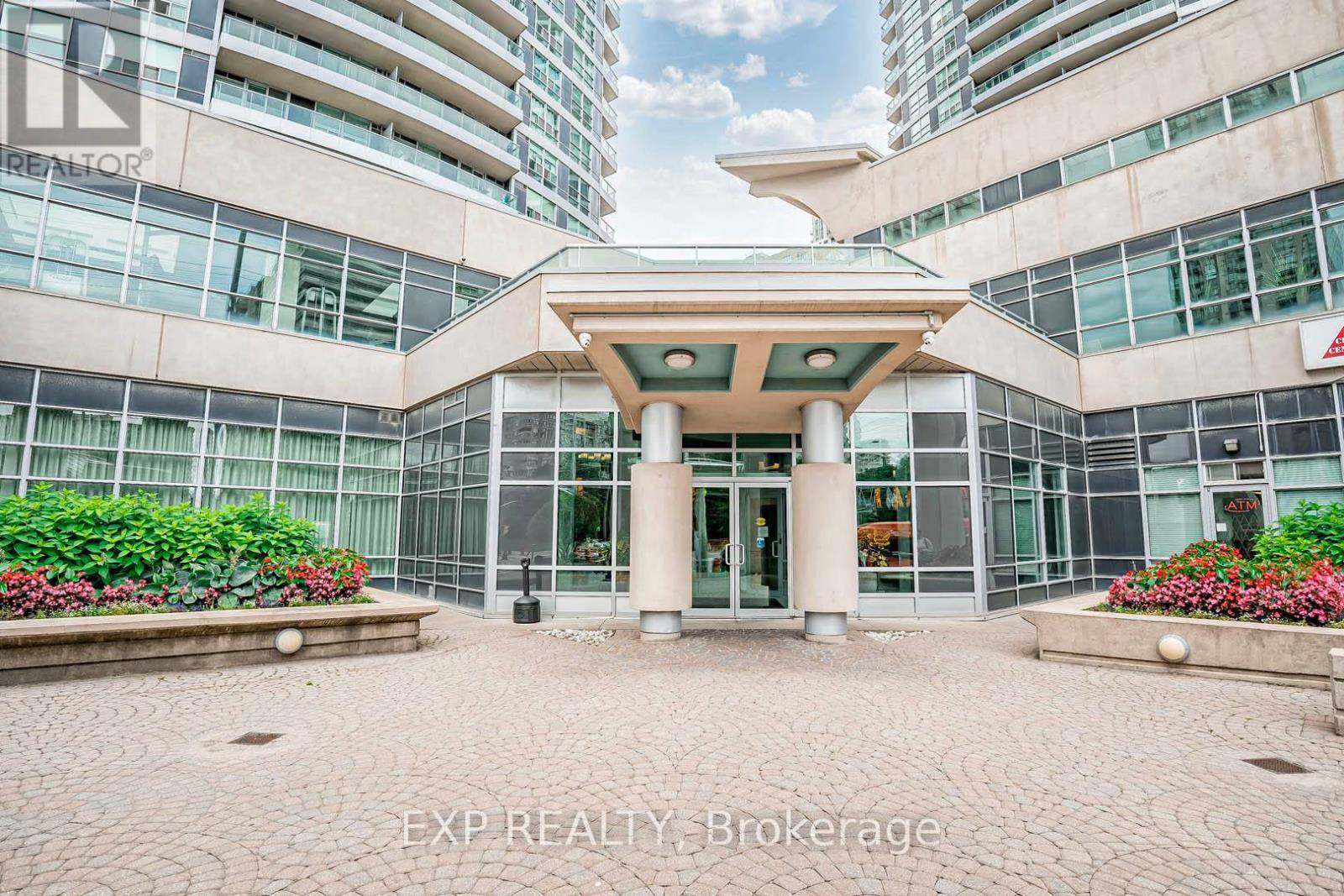 Mississauga (city Centre), ON L5B4M2,33 Elm DR West #310