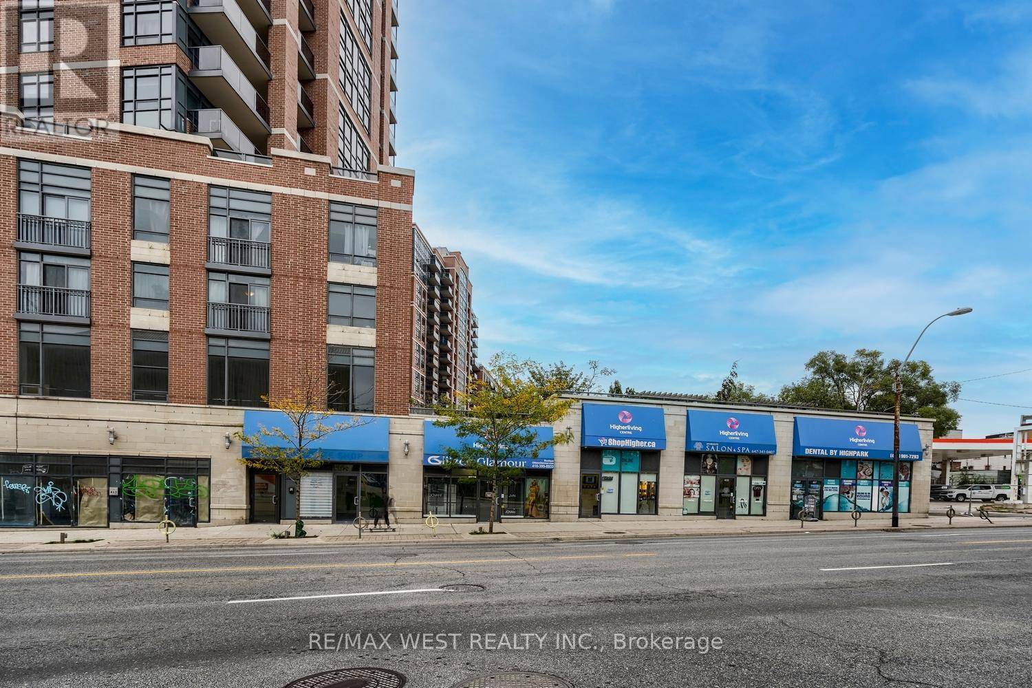 Toronto (junction Area), ON M6P2K9,409 KEELE STREET