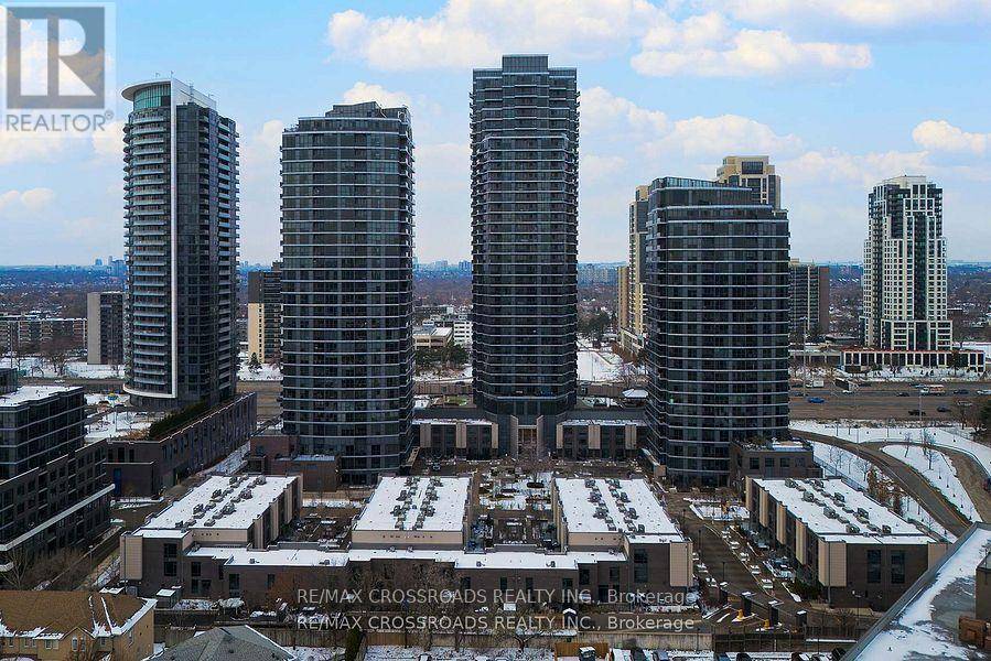 Toronto (islington-city Centre West), ON M9B0B3,9 Valhalla Inn RD #903