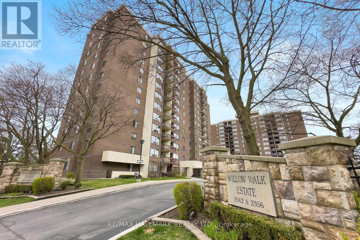 Mississauga (cooksville), ON L5B2H5,2542 Argyle RD #801