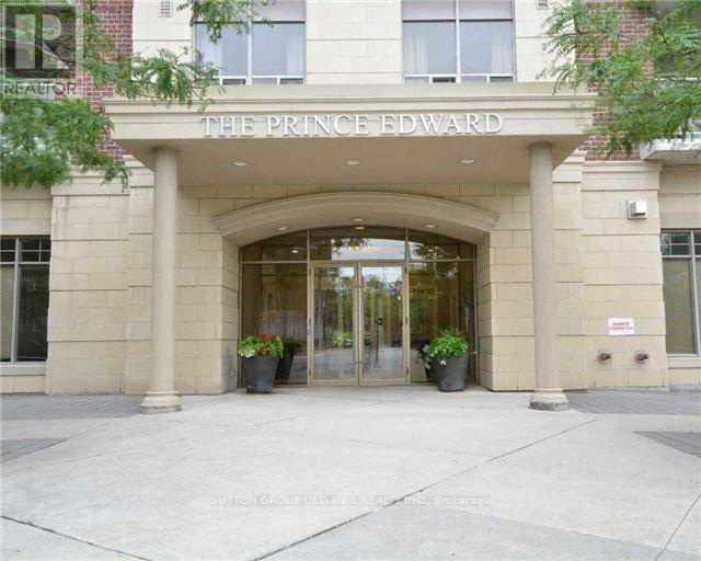 Toronto (edenbridge-humber Valley), ON M8X1Y6,4196 Dundas ST West #401