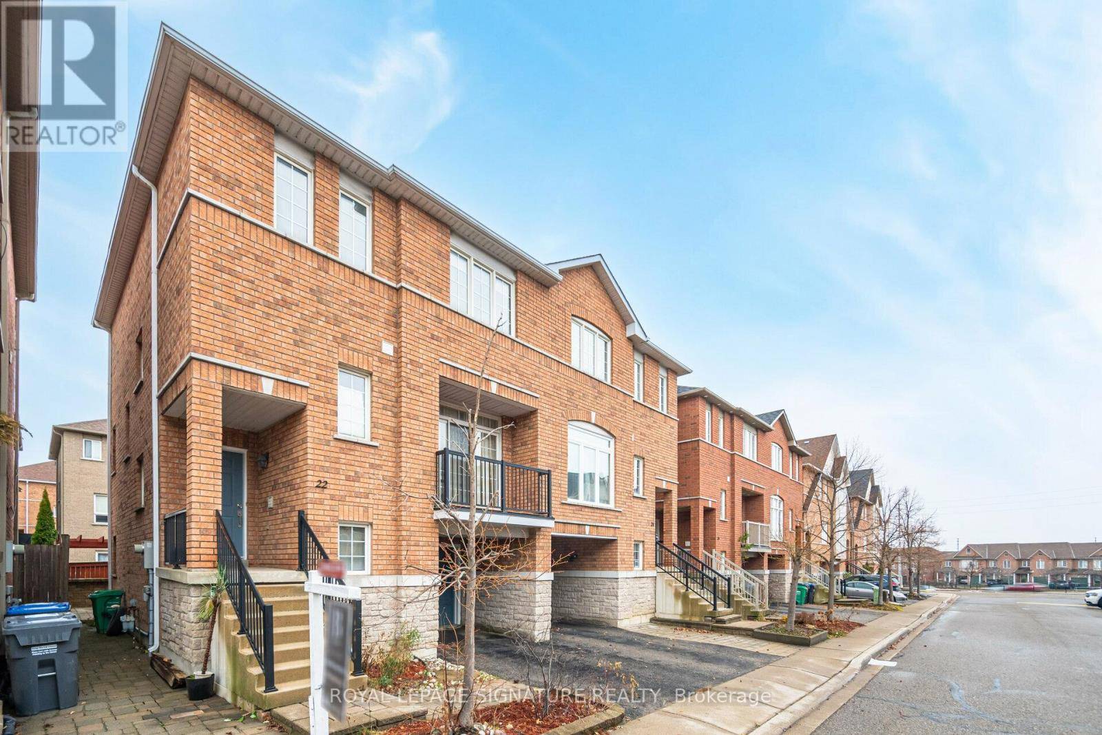 Mississauga (meadowvale Village), ON L5W1Y8,7155 Magistrate TER #22