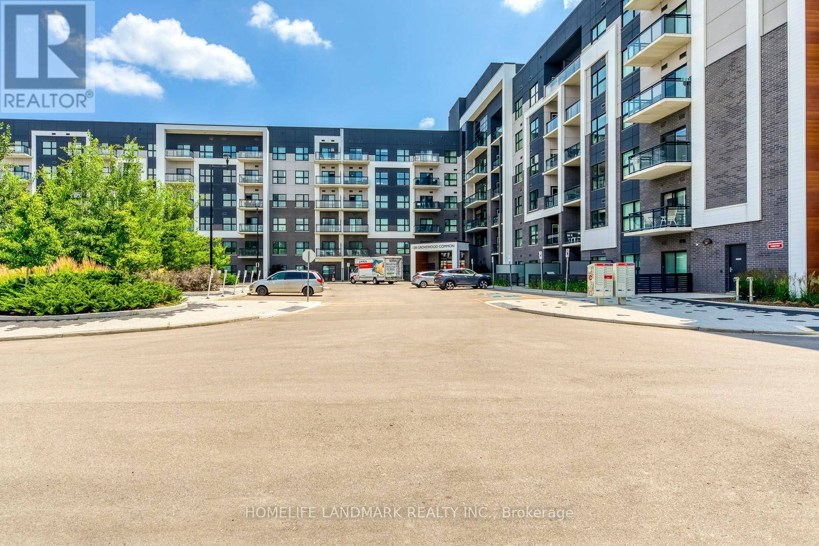 Oakville (go Glenorchy), ON L6H0X3,128 Grovewood Common CIR #403