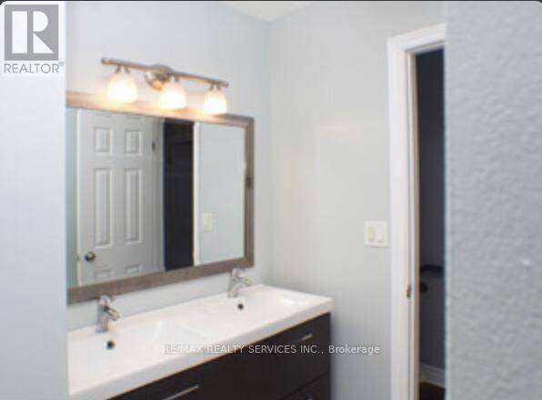 Brampton (heart Lake West), ON L6Z1E4,48 Kincaid CT #Upper