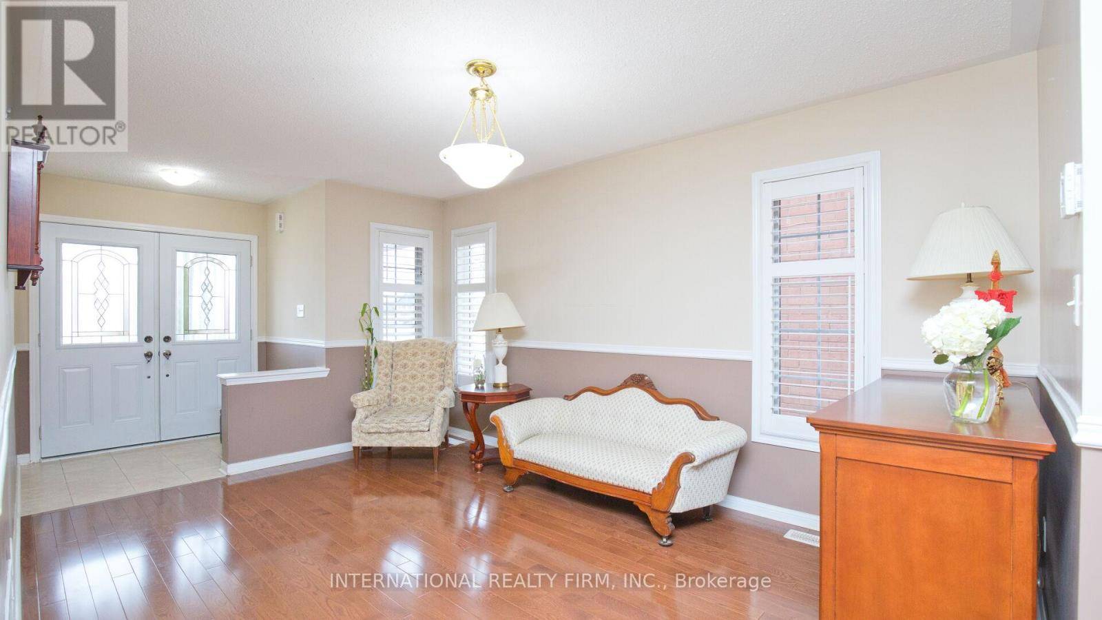 Brampton (vales Of Castlemore), ON L6P2T3,30 BENMORE CRESCENT