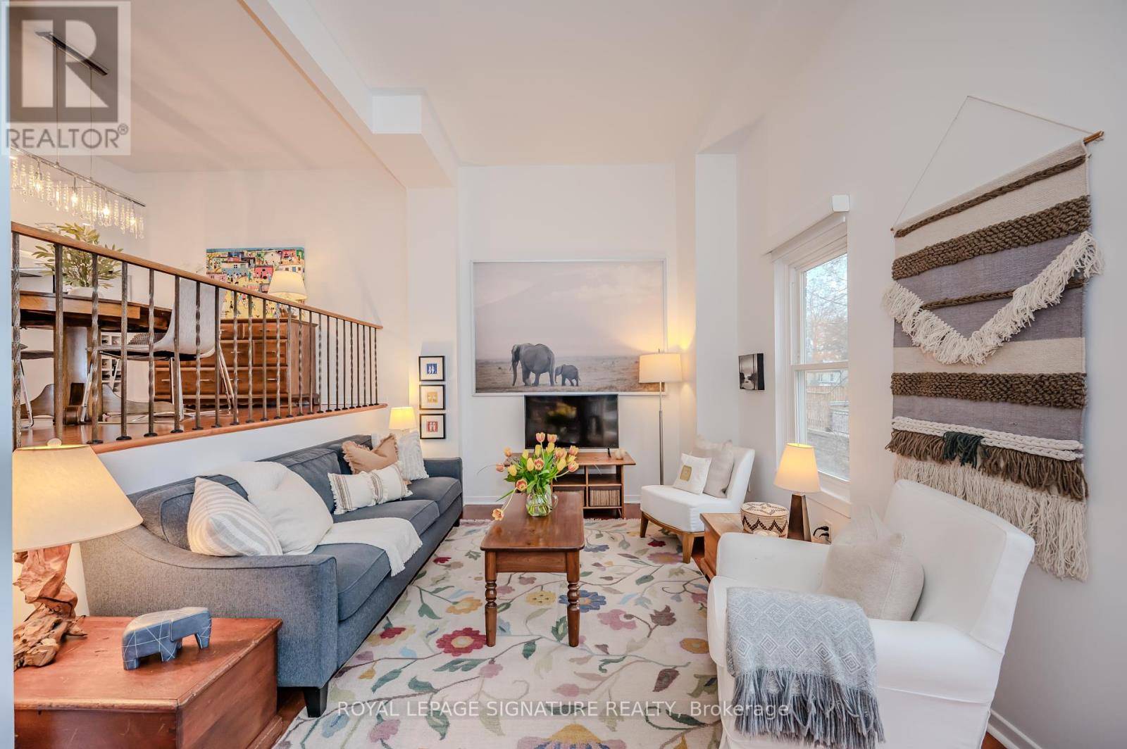 Oakville (co Central), ON L6K2Z1,98 Brock ST #14