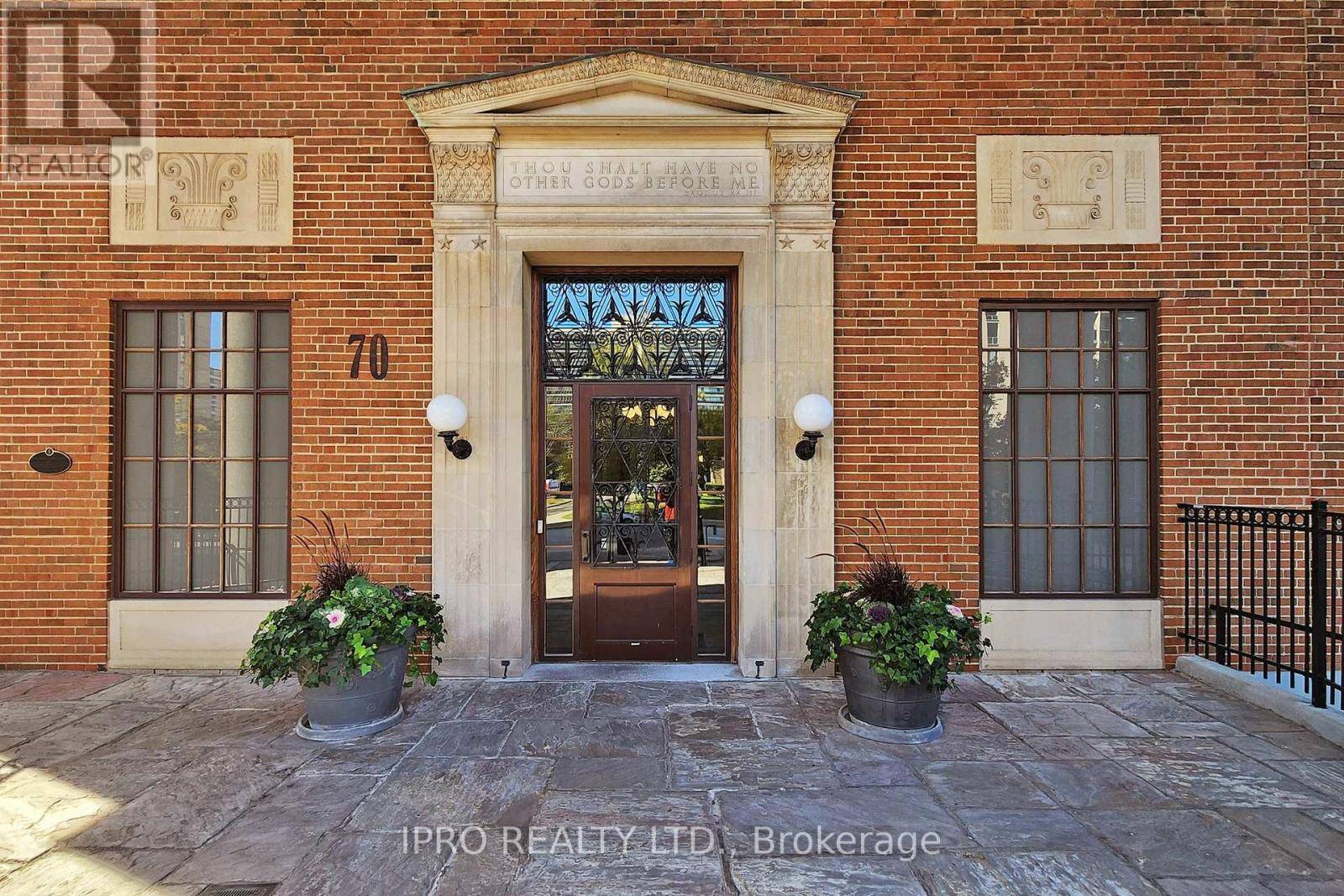 Toronto (high Park North), ON M6P1A1,70 High Park AVE #1804
