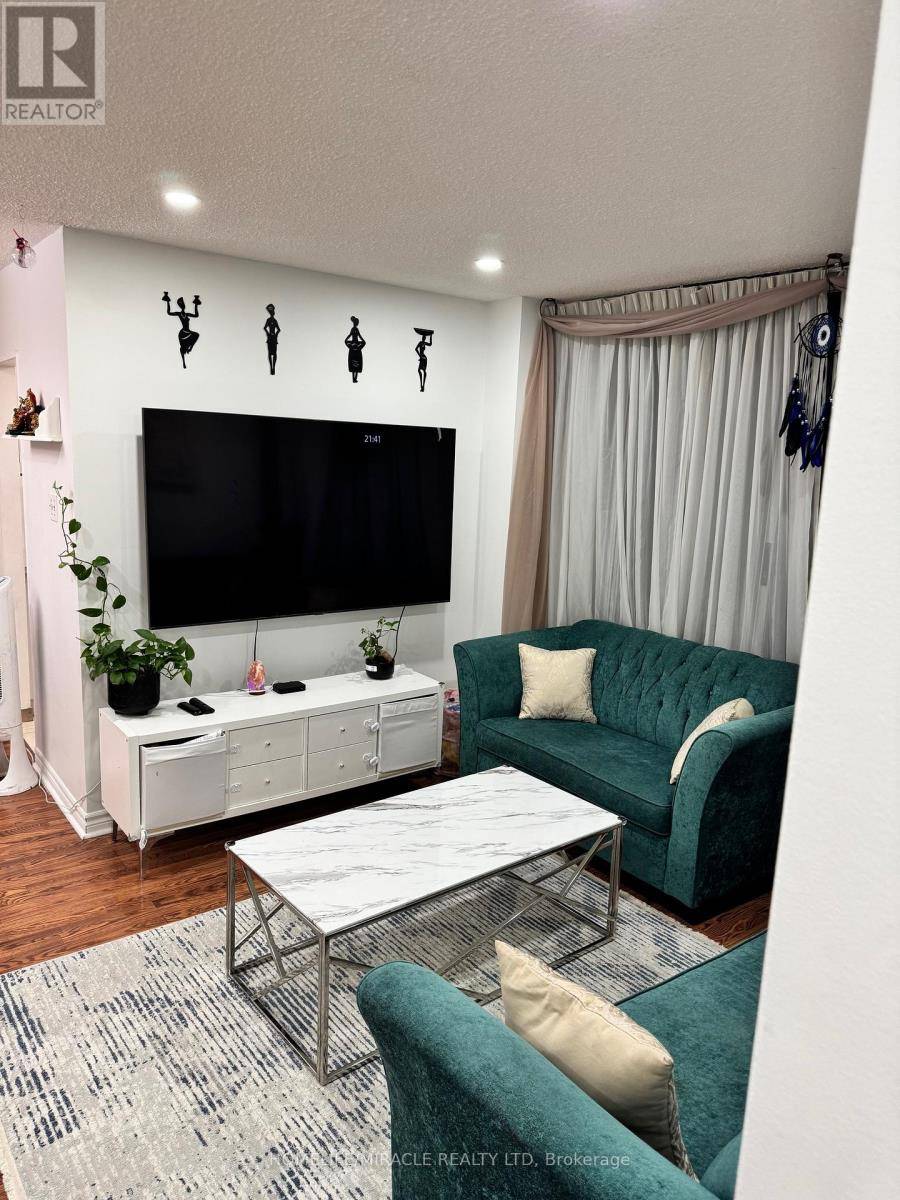 Mississauga (applewood), ON L4X1S2,1615 Bloor ST #1203