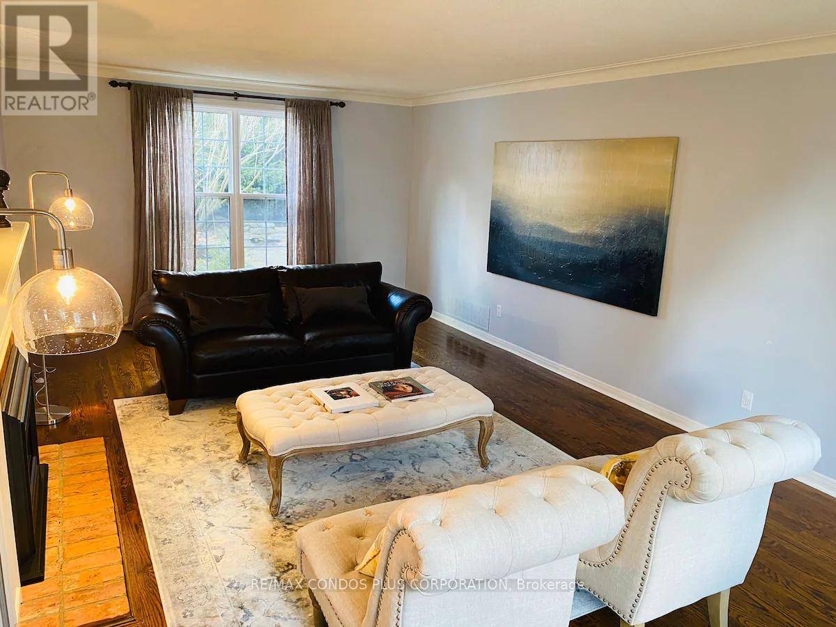 Oakville (sw Southwest), ON L6L5G3,140 WILDER DRIVE