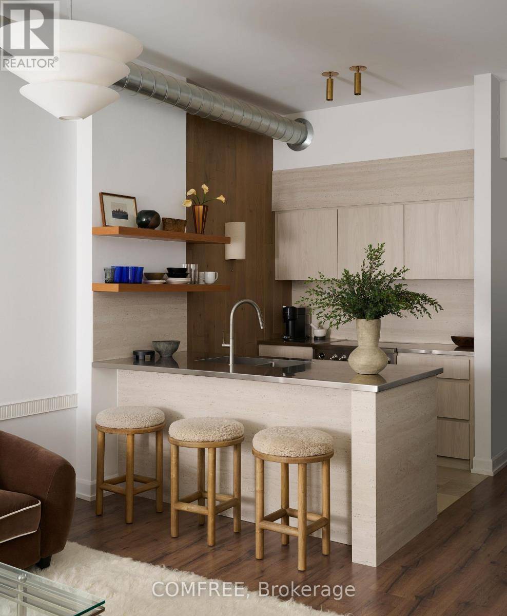 Toronto (dovercourt-wallace Emerson-junction), ON M6H2B1,1410 Dupont ST #420