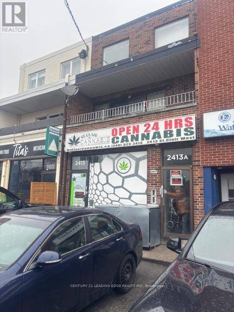 Toronto (junction Area), ON M6N1K9,2413 ST CLAIR AVENUE W