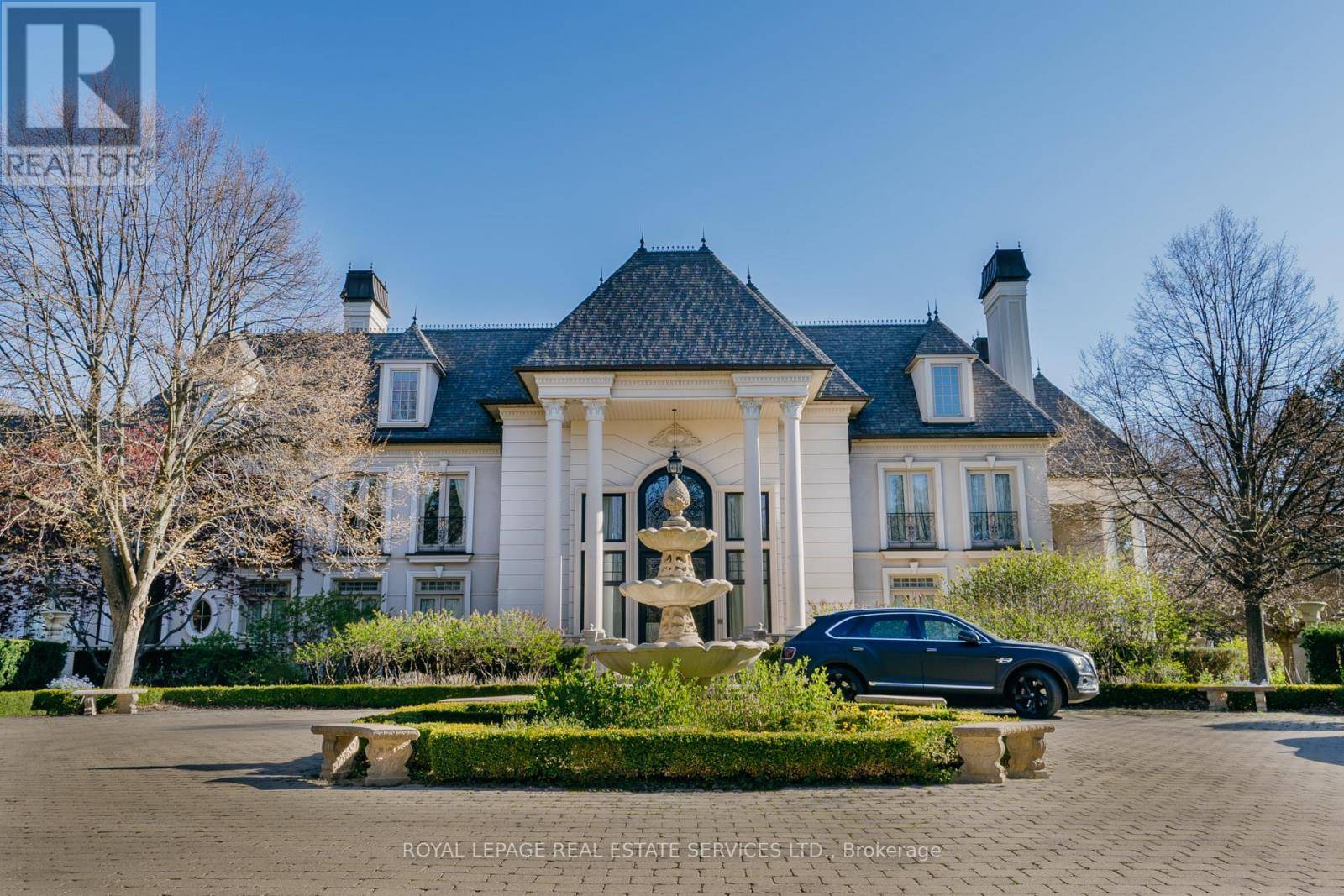 Mississauga (sheridan), ON L5H3M2,2215 DOULTON DRIVE