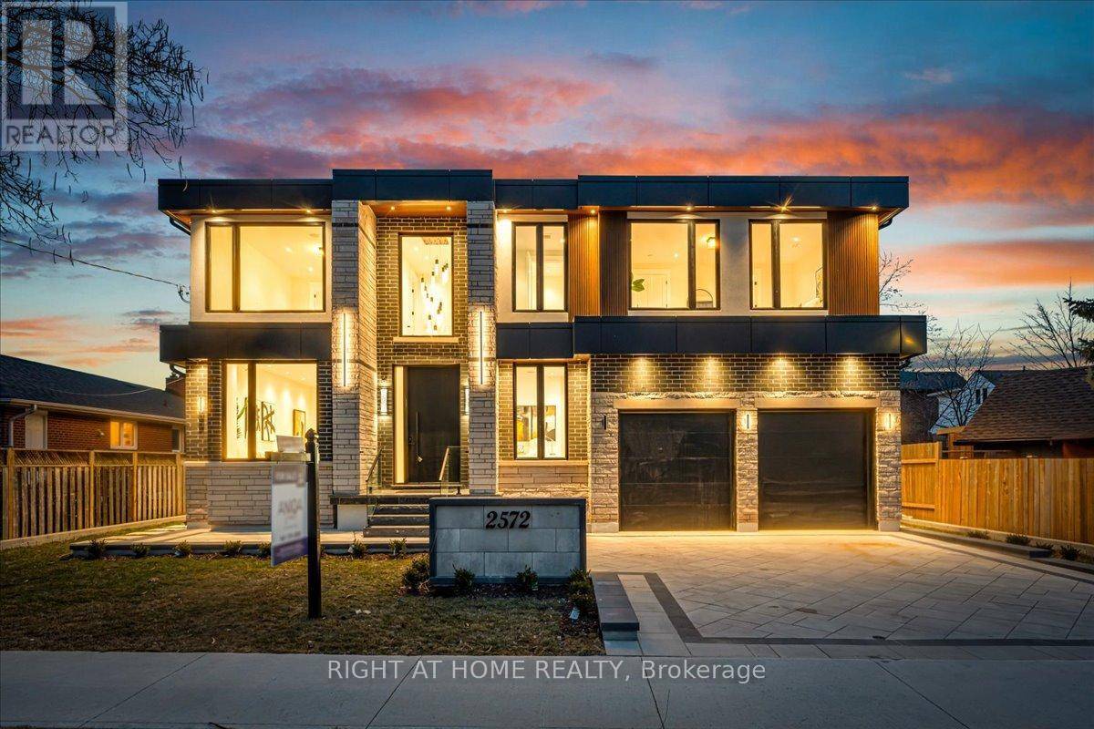 Mississauga (cooksville), ON L5A2L3,2572 EDENHURST DRIVE