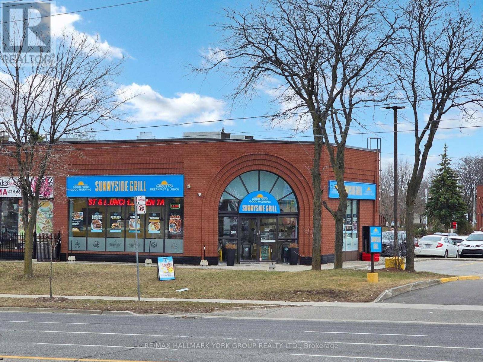 Toronto (york University Heights), ON M3J3K5,2777 STEELES AVENUE W