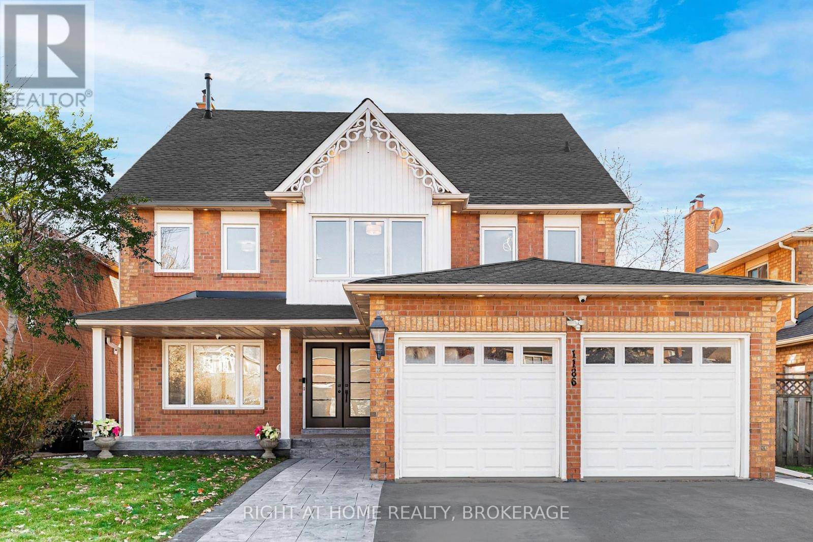 Oakville (wc Wedgewood Creek), ON L6H5L7,1186 GLENASHTON DRIVE