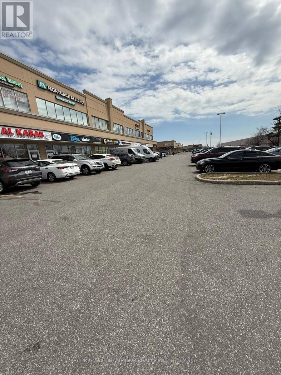Mississauga (east Credit), ON L5V0A7,808 Britannia RD West #206