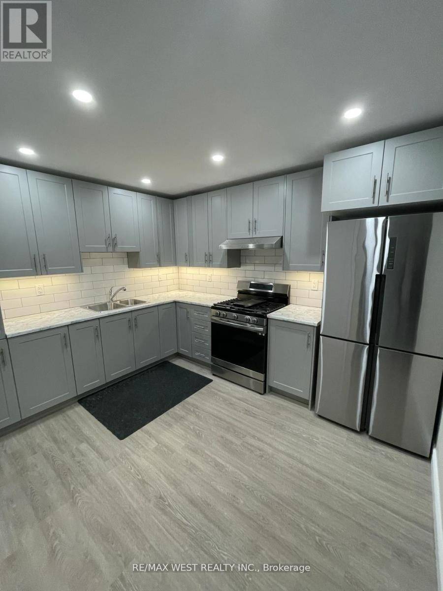 Brampton (downtown Brampton), ON L6X1N5,293 Main ST North #Basement