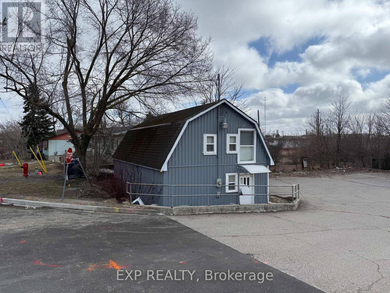 Orangeville, ON L9W2W2,2 DAWSON ROAD