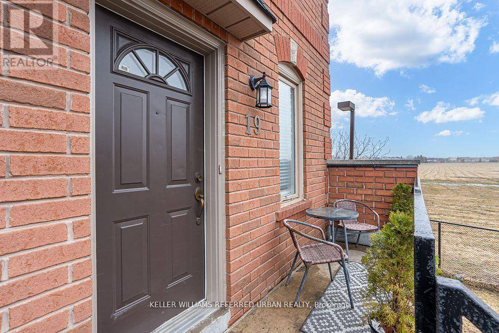Mississauga (lisgar), ON L5N7G1,3895 Doug Leavens BLVD #19
