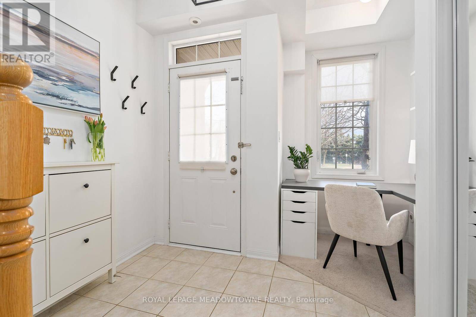 Oakville (wt West Oak Trails), ON L6M0K5,2614 Dashwood DR #42