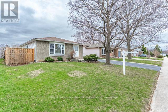 Milton (dp Dorset Park), ON L9T3M1,756 MACKENZIE DRIVE
