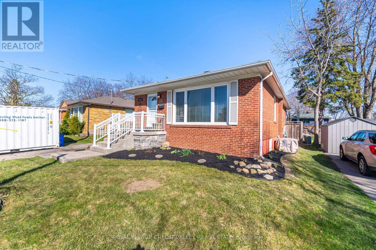 Burlington (mountainside), ON L7P1B3,2143 MOUNTAINSIDE DRIVE