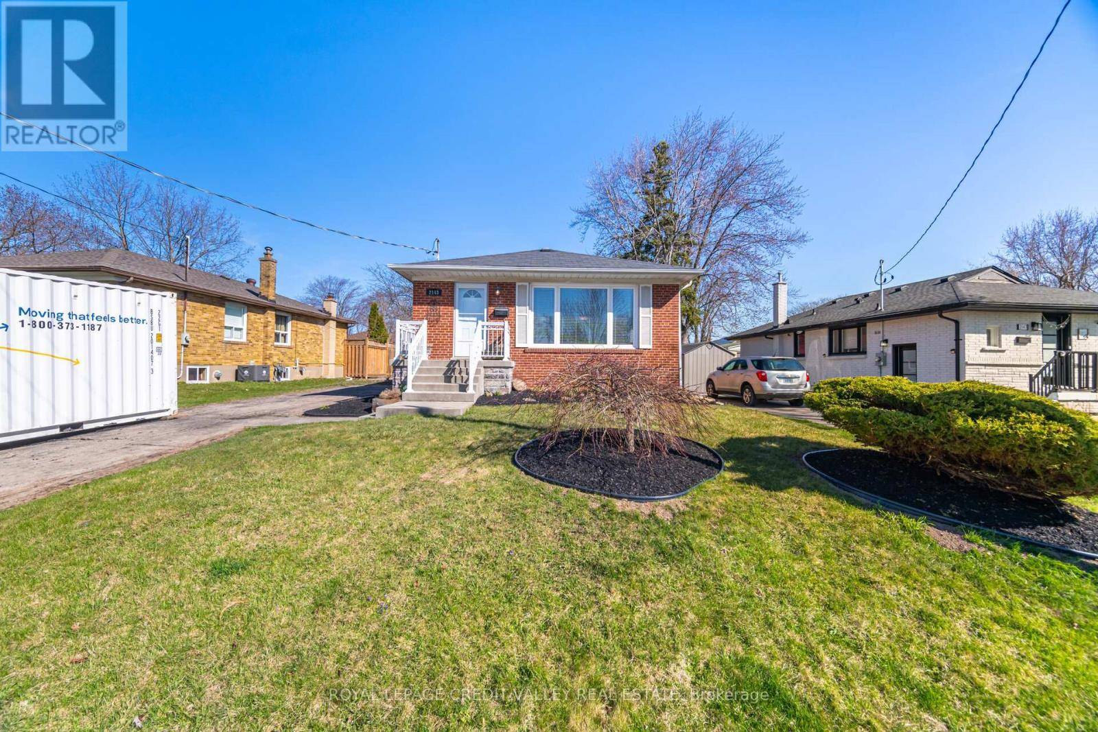 Burlington (mountainside), ON L7P1B3,2143 MOUNTAINSIDE DRIVE