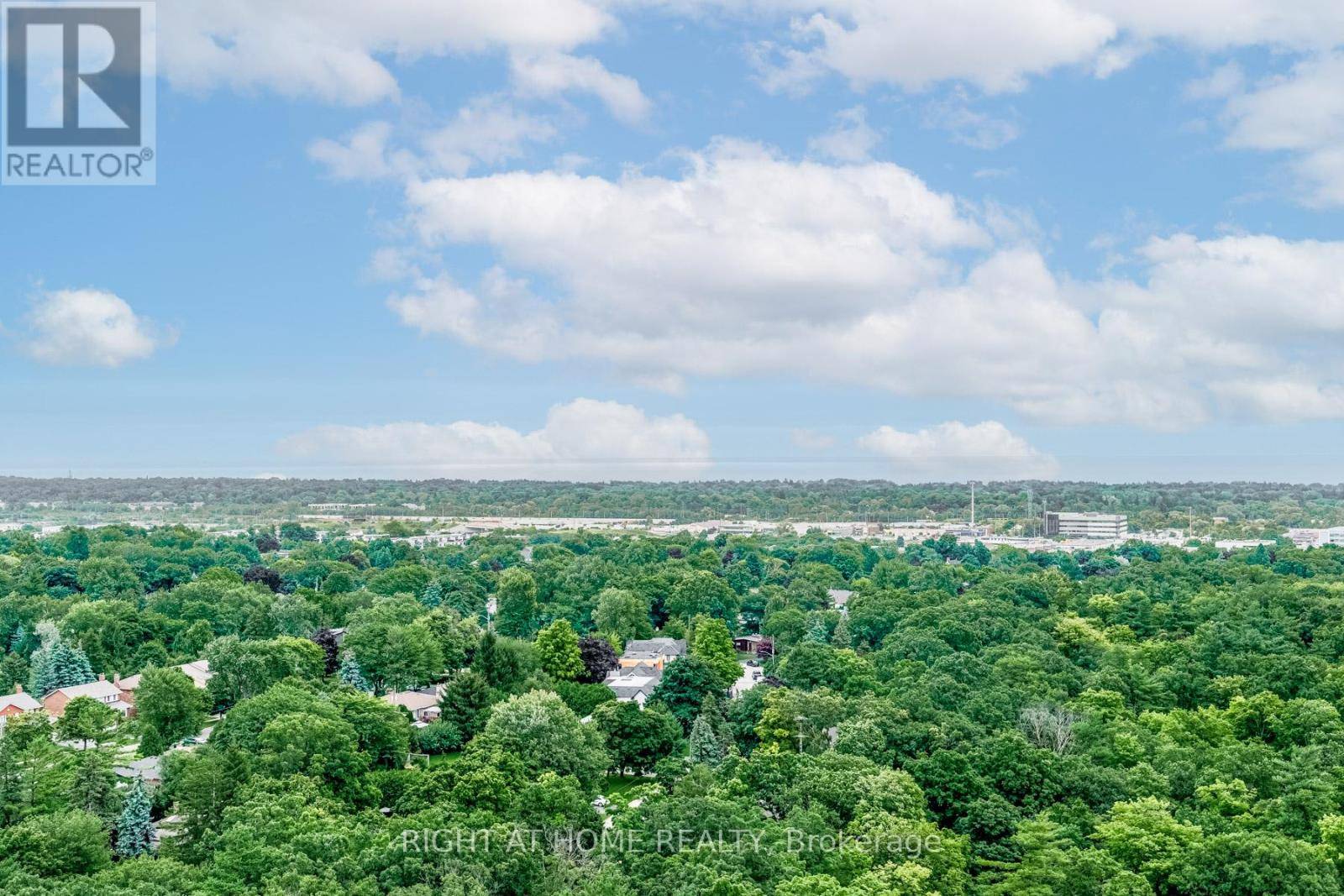 Oakville (fa Falgarwood), ON L6H2R8,1359 White Oaks BLVD #2108